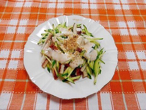 胡瓜と竹輪のサラダ